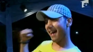 Adrian Pescariu cauta soferita: Vreau sa fie blonda si sa aiba implanturi cu silicon la sani