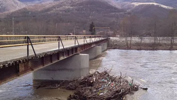 Anunt ingrijorator al hidrologilor! COD PORTOCALIU de inundatii pe rauri din 14 judete