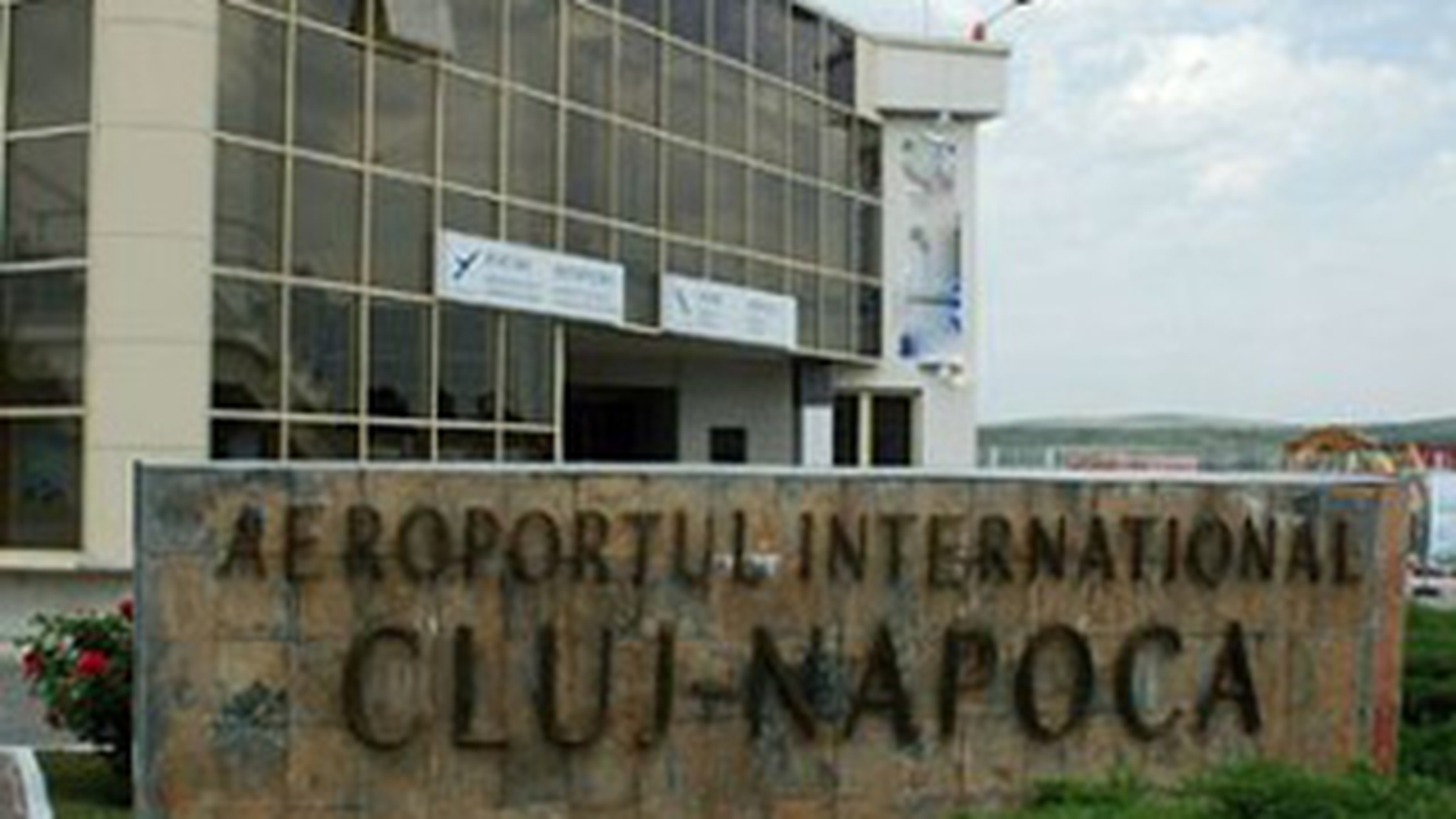 Nervi si scandal pe aeroportul din Cluj-Napoca! Mai multe curse au fost anulate!