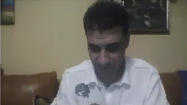 Cautat de politie, dar liber ca pasarea cerului. Freddy Americanu sta relaxat langa amanta si bea cognac scump!