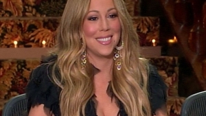 Fanul isteric al artistei Mariah Carey plânge când o vede, apoi şochează juriul de la American Idol cu vocea lui!