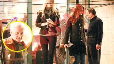 Si-a petrecut seara cu doua blonde