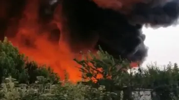 Incendiu puternic lângă București! Sunt 11 victime, cinci în stare gravă