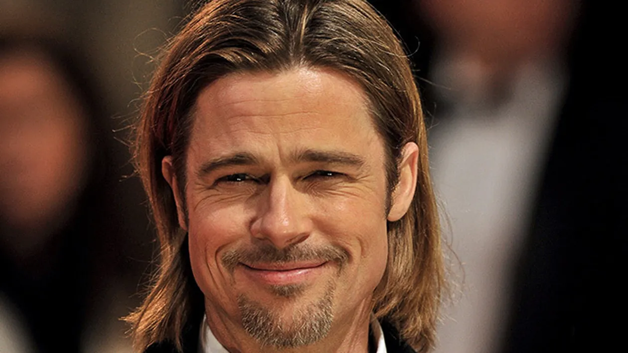A încercat să ascundă că a slăbit enorm după divorţ, dar nu a reuşit! Cum a apărut BRAD PITT la un eveniment monden