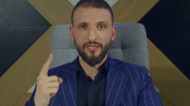 Replica lui Ștefan Mandachi, după ce și-a parcat bolidul de lux neregulamentar: ”Că nu sunt ADEPT al respectării regulilor, nu e o noutate”