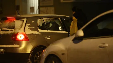 Si-a mai luat haine negre, ca sa tina toata perioada de doliu. Magda Catone si-a innoit garderoba, dar tot cu tinute cernite