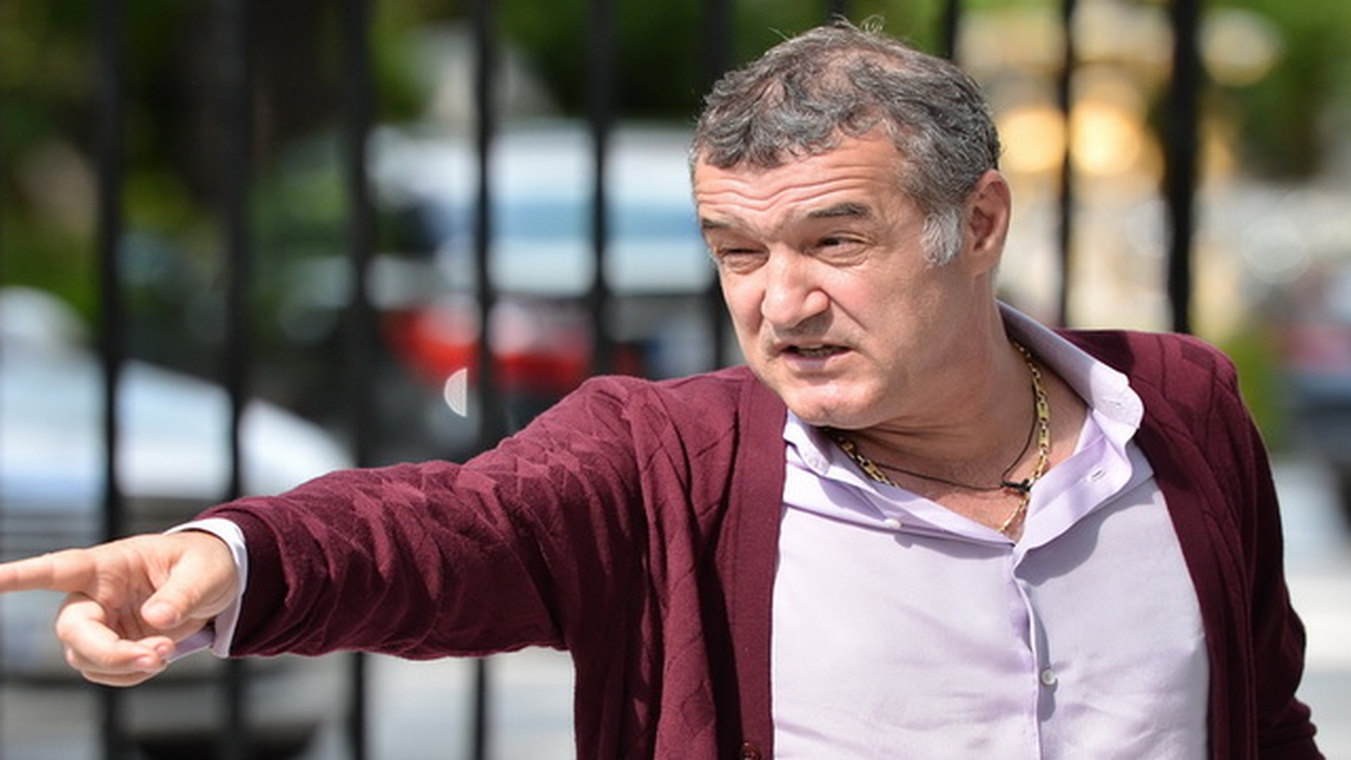 Gigi Becali si Catalin Voicu, scandal-monstru dupa ce s-a dat stingerea la inchisoare! Motivul e fabulous: unul sforaie, celalalt…