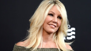 Heather Locklear a fost internată la psihiatrie! Actrița a încercat să-și stranguleze mama