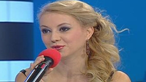Larisa Drăgulescu vrea să-şi refacă himenul: "Trebuie să am grijă cum îmi aleg primul bărbat"
