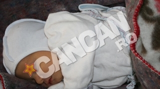 Femeia care si-a abandonat bebelusul in padure a fost prinsa! E o studenta care nu le spusese parintilor ca va avea un copil