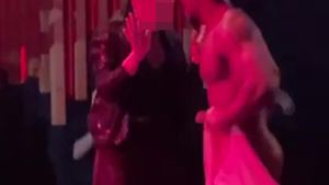 Imagini care sunt recomandate exclusiv adulților!