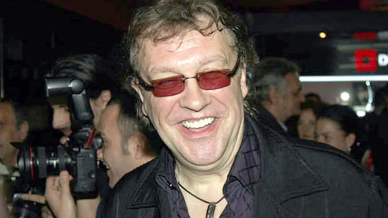 Ea este iubita lui Gabriel Cotabita cu 30 de ani mai tanara! Vezi aici imagini cu focoasa blondina!