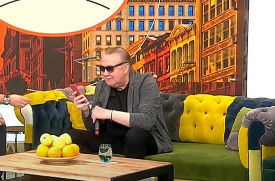 Gabriel Cotabiță se simte bine în prezent. Sursă foto: capturi video Youtube
