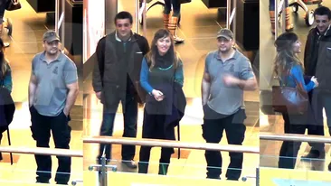 Campionul mondial la skandenberg isi incordeaza “muschii” la reducerile din mall