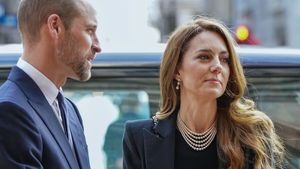 Momentele cumplite prin care a trecut prințul William atunci când a aflat că tatăl și soția sa au ambii cancer. „Nu l-am văzut niciodată mai jos”