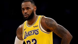LeBron James, urmașul firesc al lui Michael Jordan în NBA