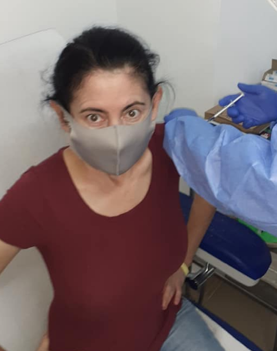 A fost în moarte clinică, suferă de trei mutații genetice și tocmai s-a imunizat cu a treia doză a vaccinului: ”Zero reacții la primele două doze, zero și acum”