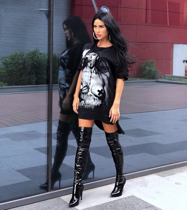 Daniela Crudu s-a tatuat! Vezi ce parte a corpului a ales vedeta pentru tatuaj