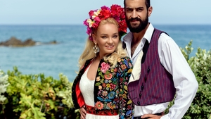 MARIA CONSTANTIN lansează un nou videoclip! Cântăreaţa a abordat un nou stil muzical