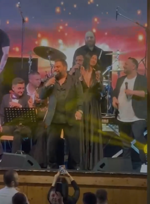 Florin Salam, show de zile mari la Berăria H! A venit cu orchestra, iar Bianca Drăgușanu a fost nelipsită de la concert