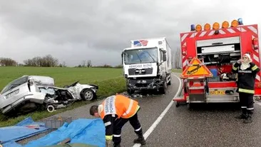 Accident groaznic în Cehia! Patru români au murit, ucişi de un conaţional!