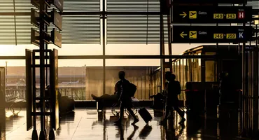 Românii blocați din cauza conflictului din Orientul Mijlociu nu pot fi repatriați! Cursele aeriene au fost anulate. Detalii de ultimă oră