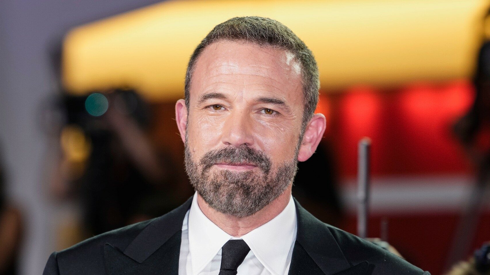 Ben Affleck a vorbit pentru prima dată despre moartea părinților săi. I-a pierdut la doar două luni distanță
