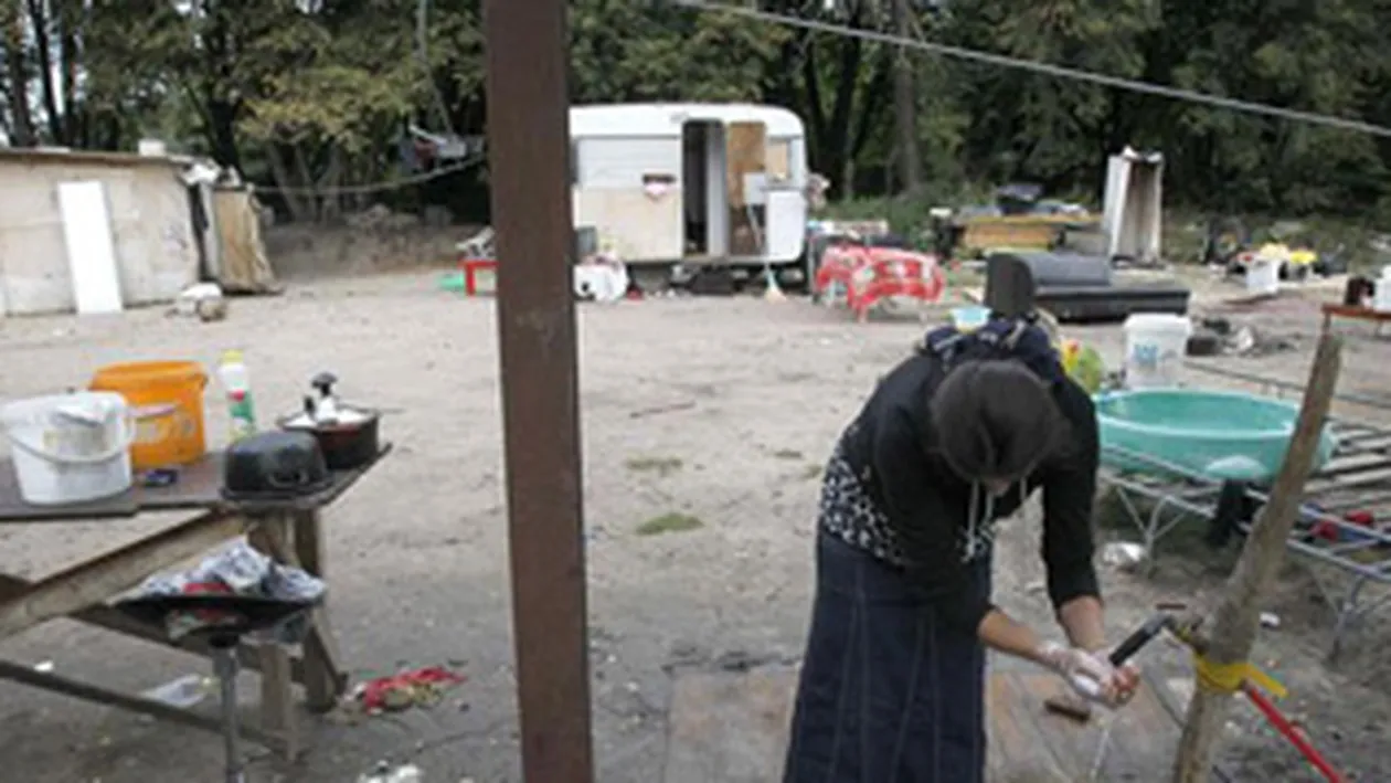 Helsinki cauta adaposturi pe timpul iernii pentru cersetorii romi