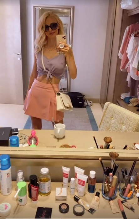 Andreea Bălan și fiicele sale, vacanță de vis în Hurghada! Cântăreața a fost surprinsă de ceea ce a găsit în dulapul vilei luxoase în care s-a cazat