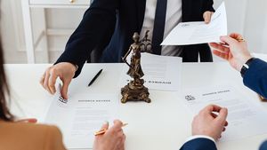Câți lei te costă să divorțezi la notar în 2023, dacă locuiești în București sau în alte orașe din România