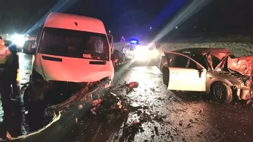 Accident grav în Iași! Mașina care a provocat impactul era scoasă la vânzare pentru un telefon mobil