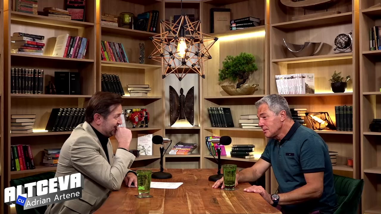 Podcastul poate fi urmărit integral pe canalul de YouTube ”ALTCEVA cu Adrian Artene” / (Sursa: Captură video)