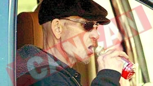 Swayze dezminte ca a murit