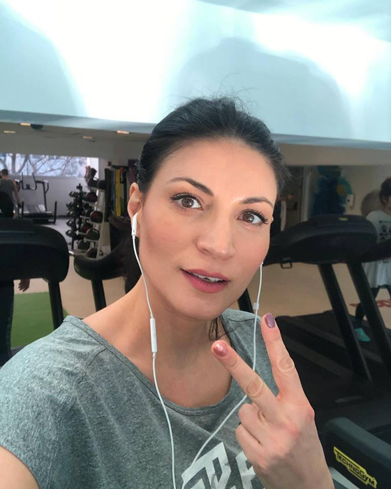 Ioana Ginghină s-a retras din showbiz. Cum arată și din ce face bani acum cea mai sexy actriță de telenovele