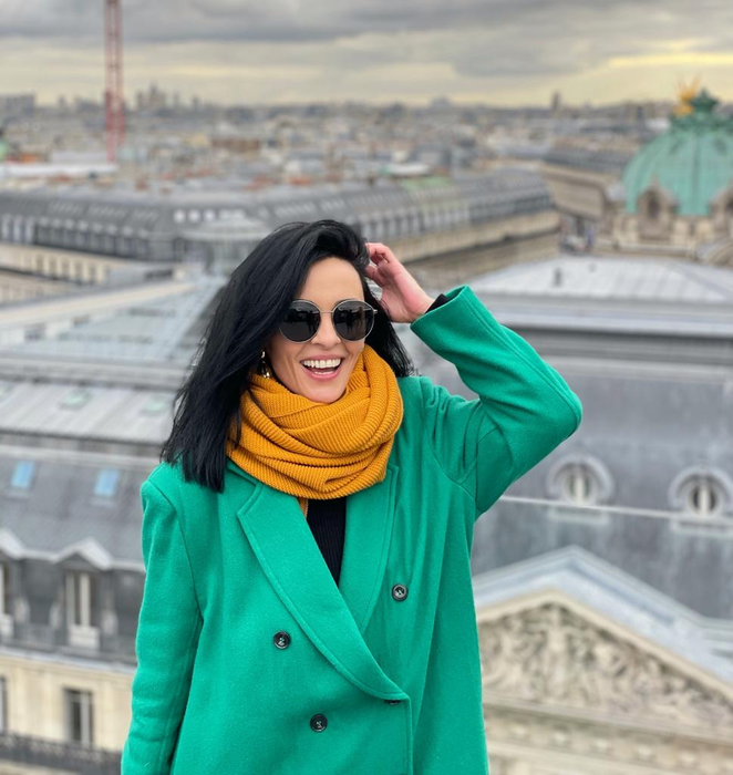 Cosmina Păsărin a vizitat Parisul de ziua ei
