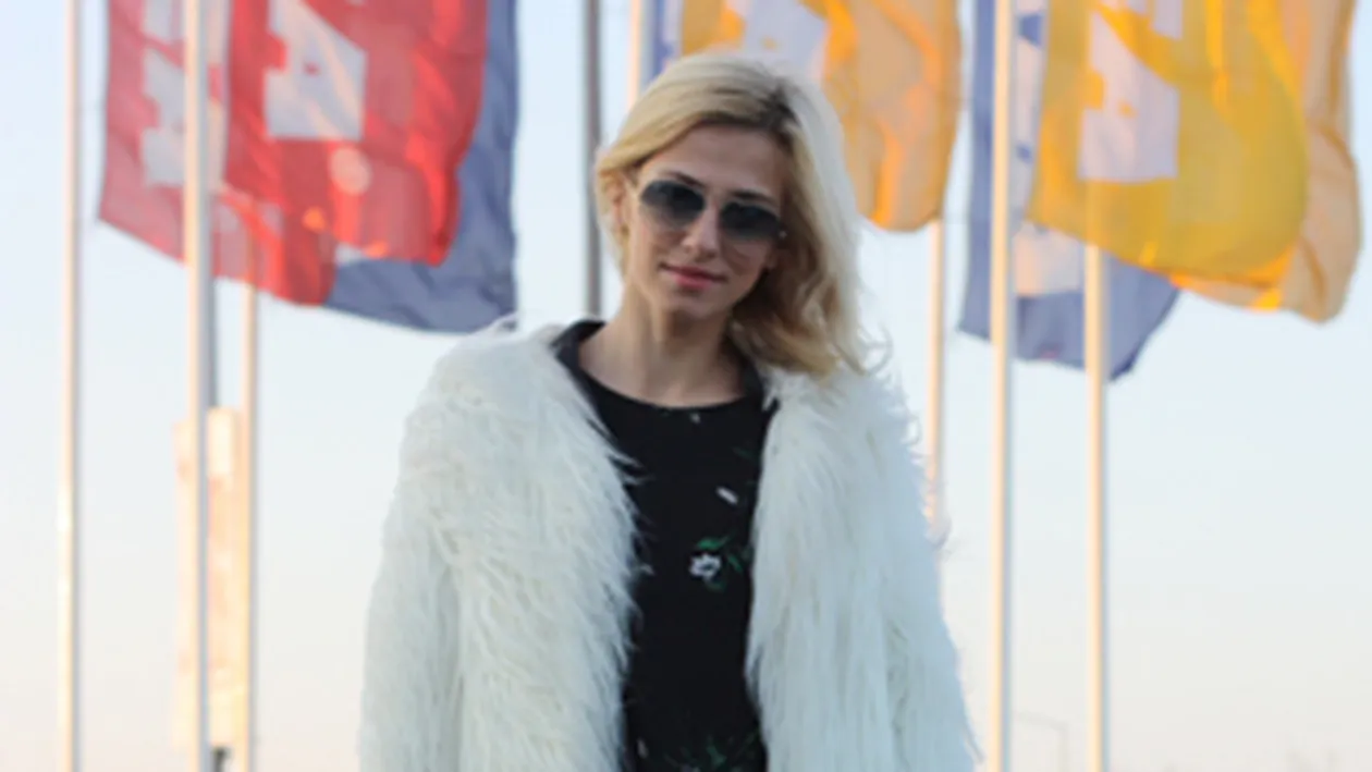 Dana Rogoz a profitat de reduceri si s-a innoit din cap pana in picioare! Vezi ce combinatie a facut