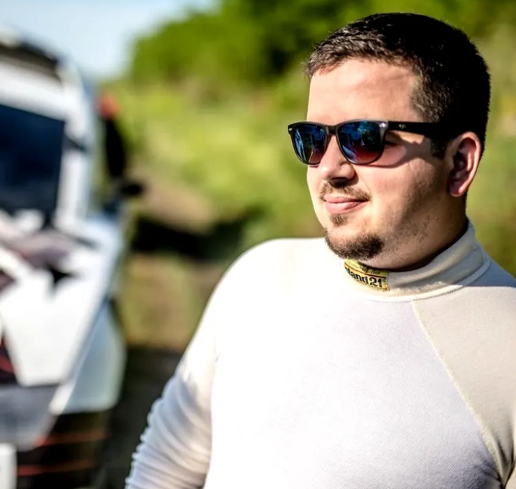Costeluș Cășuneanu, "curentat" de un "bad-boy" de oraș