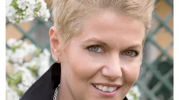 Fata legendarului Iliei Balaci este de nerecunoscut! Blonda care desfiinta toate sotiile de fotbalisti a renuntat la par!