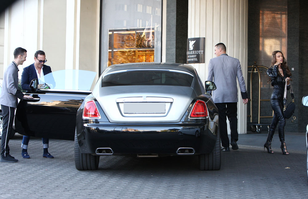 Joseph ajunge la Marriott
