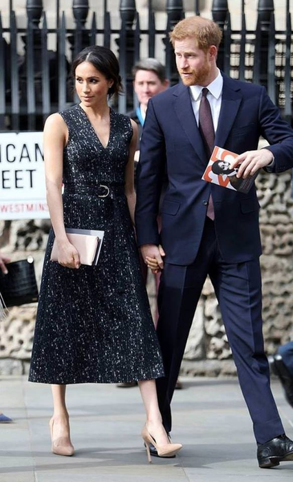 Harry, omagiu pentru prințesa Diana în ziua nunții lui cu Meghan Markle! E foarte emoționant ce pregătește viitorul mire