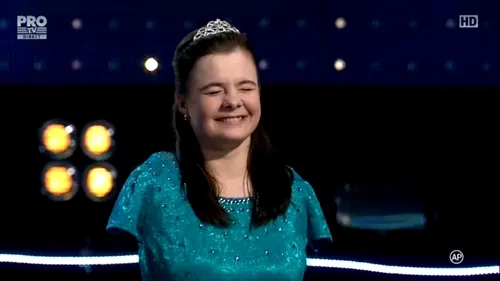 Ce a ajuns să facă acum Lorelai Moșneguțu, fata fără mâini care a câștigat Românii au Talent, de pe Pro TV în 2017