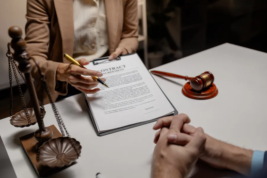 Cum se calculează, de fapt, cât trebuie să plătești la notar