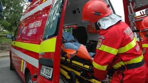 Accident mortal pe DN 23. O femeie a fost ucisă, după ce a traversat printr-un loc nepermis