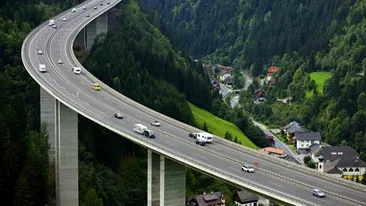 Cum arată vinieta de o zi. Prețul unui tichet de 24 de ore pentru autostrăzile din Austria este de 8,60 euro