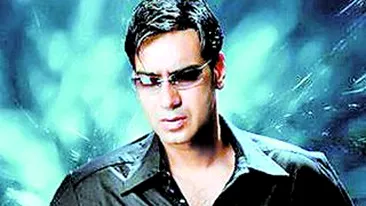 Pe Ajay Devgn il puteti vedea vineri, in filmul London Dreams, din cadrul colectiei MARI FILME INDIENE, lansata de CANCAN! Posesorul primului avion privat de la Bollywood