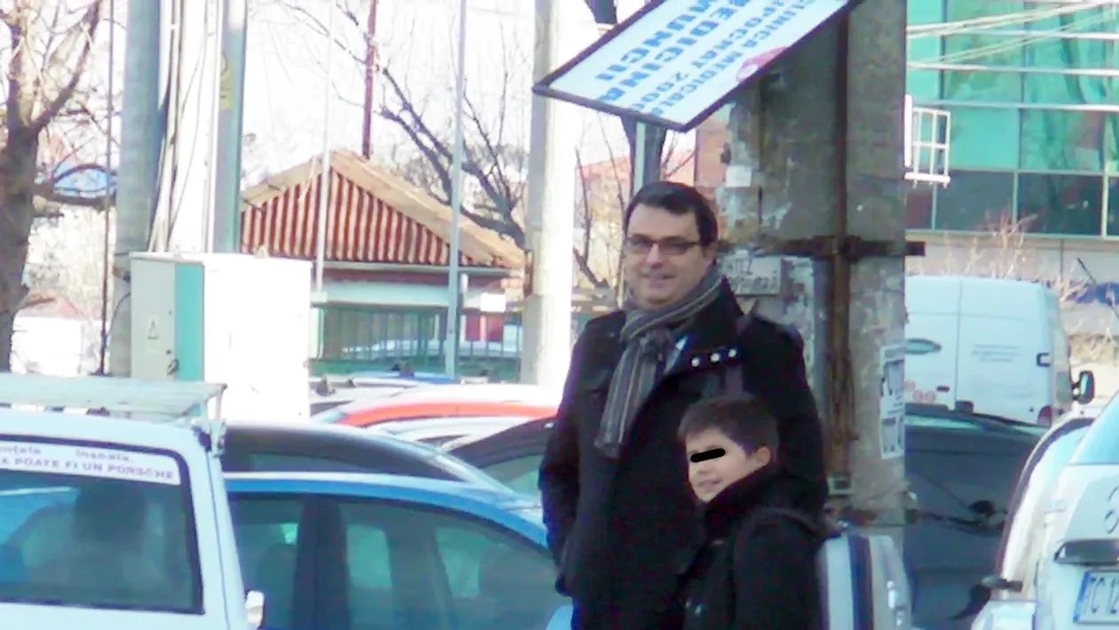 S-a aflat de ce a fost dat afară Lucian Mândruță de la Pro TV! Adrian Sârbu l-a prins că înregistra știrile, deși scria în direct