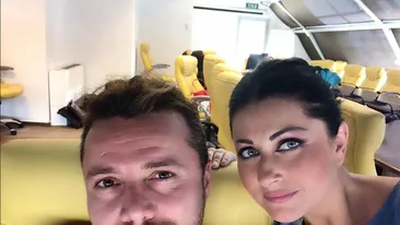 Tavi Clonda le-a arătat tuturor cât de bună gospodină este soţia lui! Ce activitate casnică făcea Gabriela Cristea în timp ce soţul ei o poza