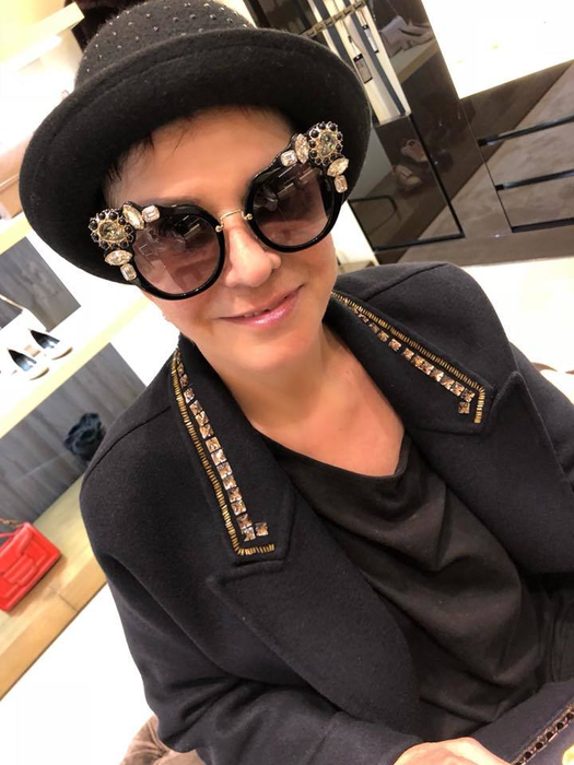 Ionela Prodan a intrat pe mâna fiicei sale. Anamaria Prodan i-a dat un nou look dar… nu a fost sigură de rezultat. Ce a făcut atunci soţia lui Reghe!