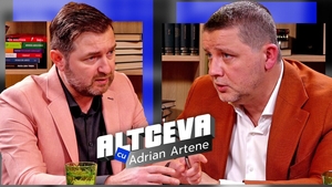 Cezar Florea spune povestea exemplarului "Omagiu", pe care Nicolae Ceaușescu l-a corectat personal: "El, într-adevăr, a citit tot volumul"