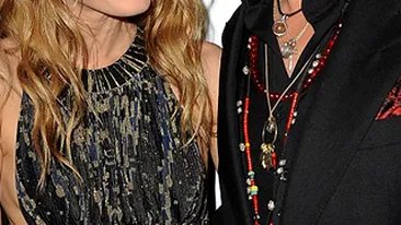 A inselat-o, a dezamagit-o, dar mai vrea unul ca el! Vanessa Paradis isi cauta iubit care sa semene cu Johnny Depp